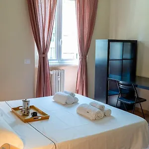  Appartamento 1min From Metro Large And Quiet Italia