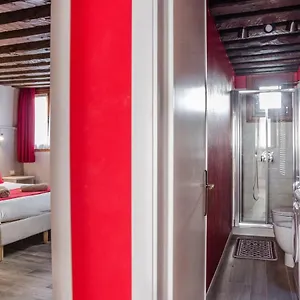 Rosso Venezia